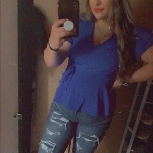 Meet your Posher, Alicia